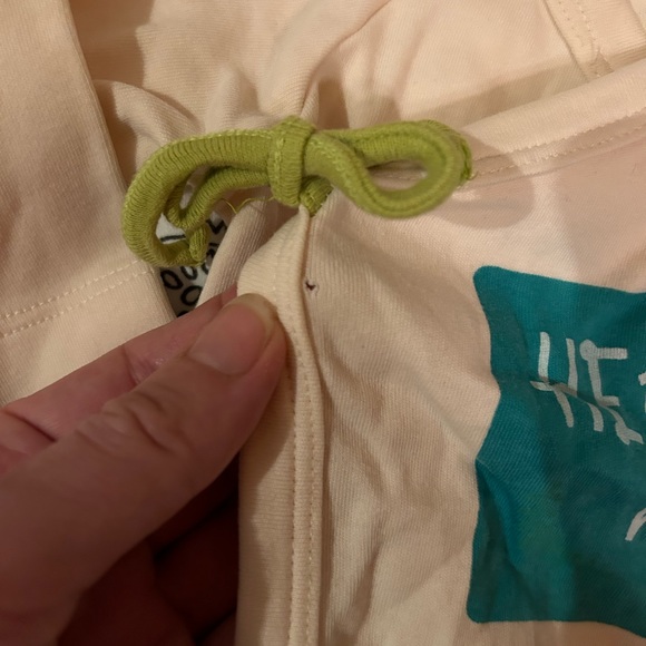 Lot of 4 long sleeve onesies size 3 months ish - Picture 3 of 9